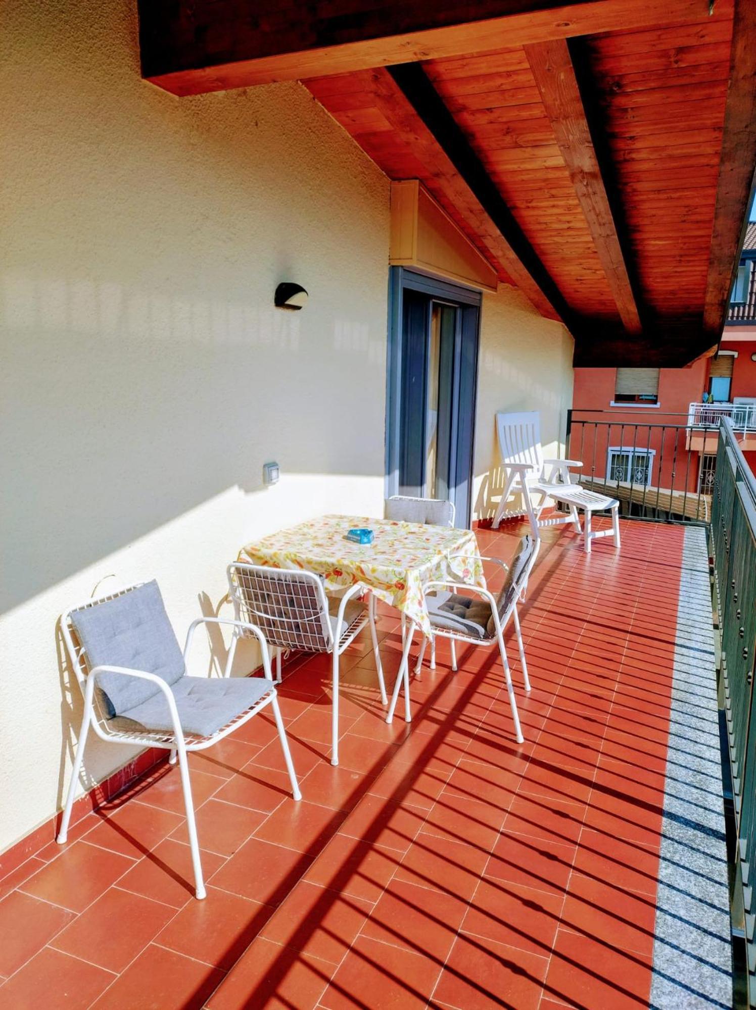 Appartement Cairoli7Novate-Mansarda à Novate Milanese Extérieur photo